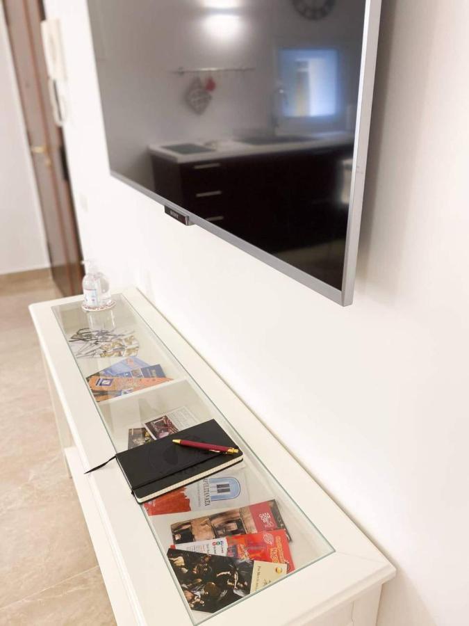Rosso Partenopeo Suite Naples Extérieur photo