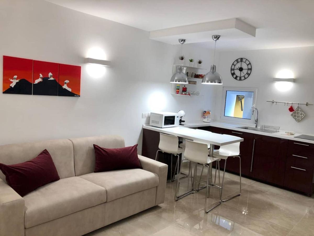 Rosso Partenopeo Suite Naples Extérieur photo