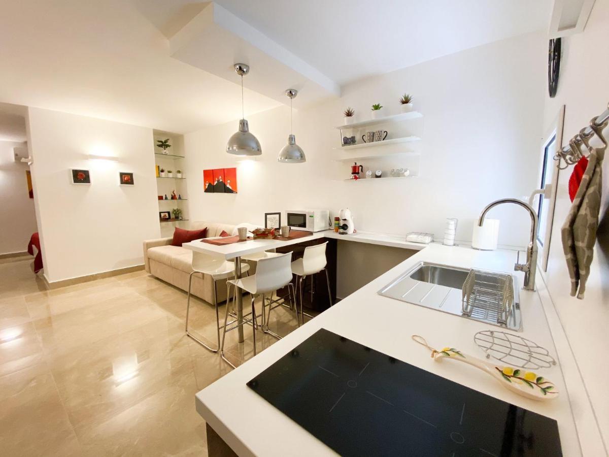 Rosso Partenopeo Suite Naples Extérieur photo